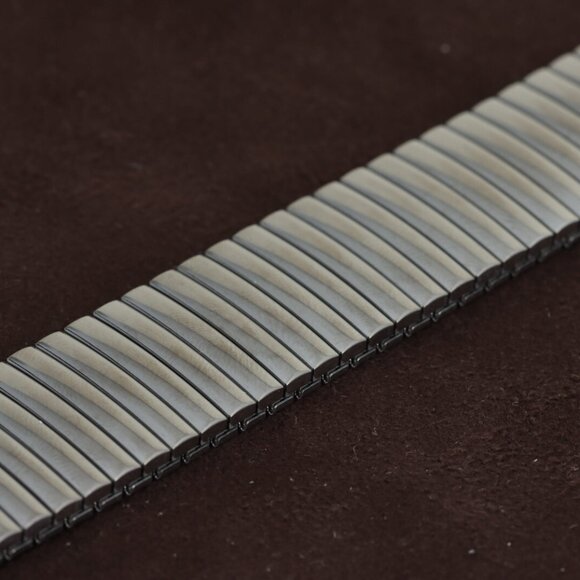 Hadley-Roma 20mm-24mm Titanium Finish Men's Watch Bracelet/Band, MB8019TI - Picture 1 of 4